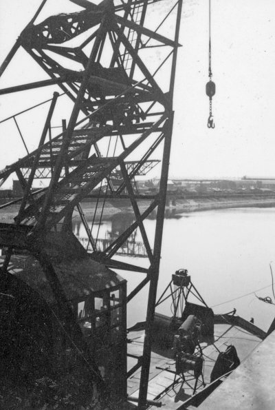 L19 x3 Schlitz Rheinhafen
