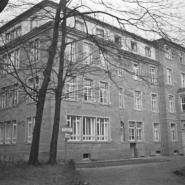 L57